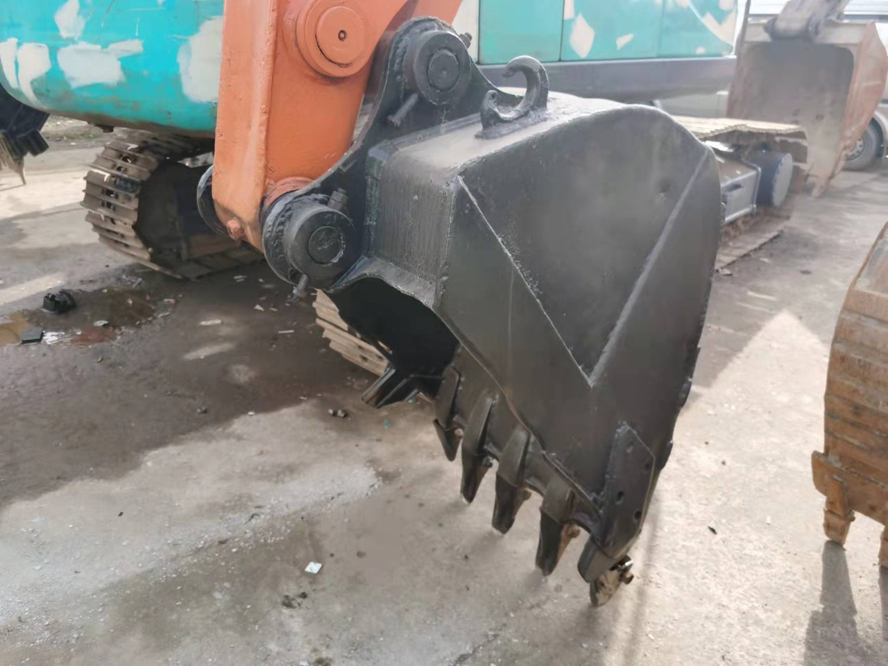 HITACHI EX120-2 - حفار زاحف: صورة 4 HITACHI EX120-2 - حفار زاحف: صورة 4