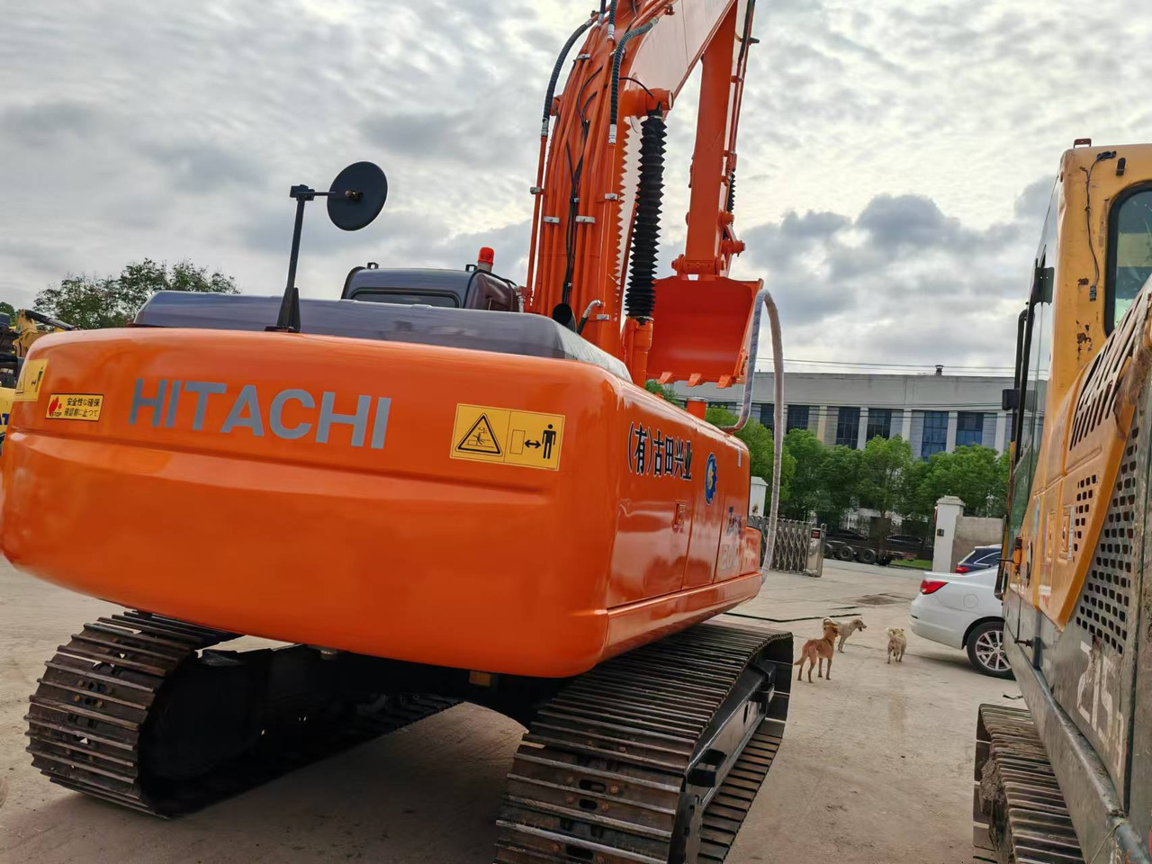 HITACHI ZX200 - حفار زاحف: صورة 4 HITACHI ZX200 - حفار زاحف: صورة 4