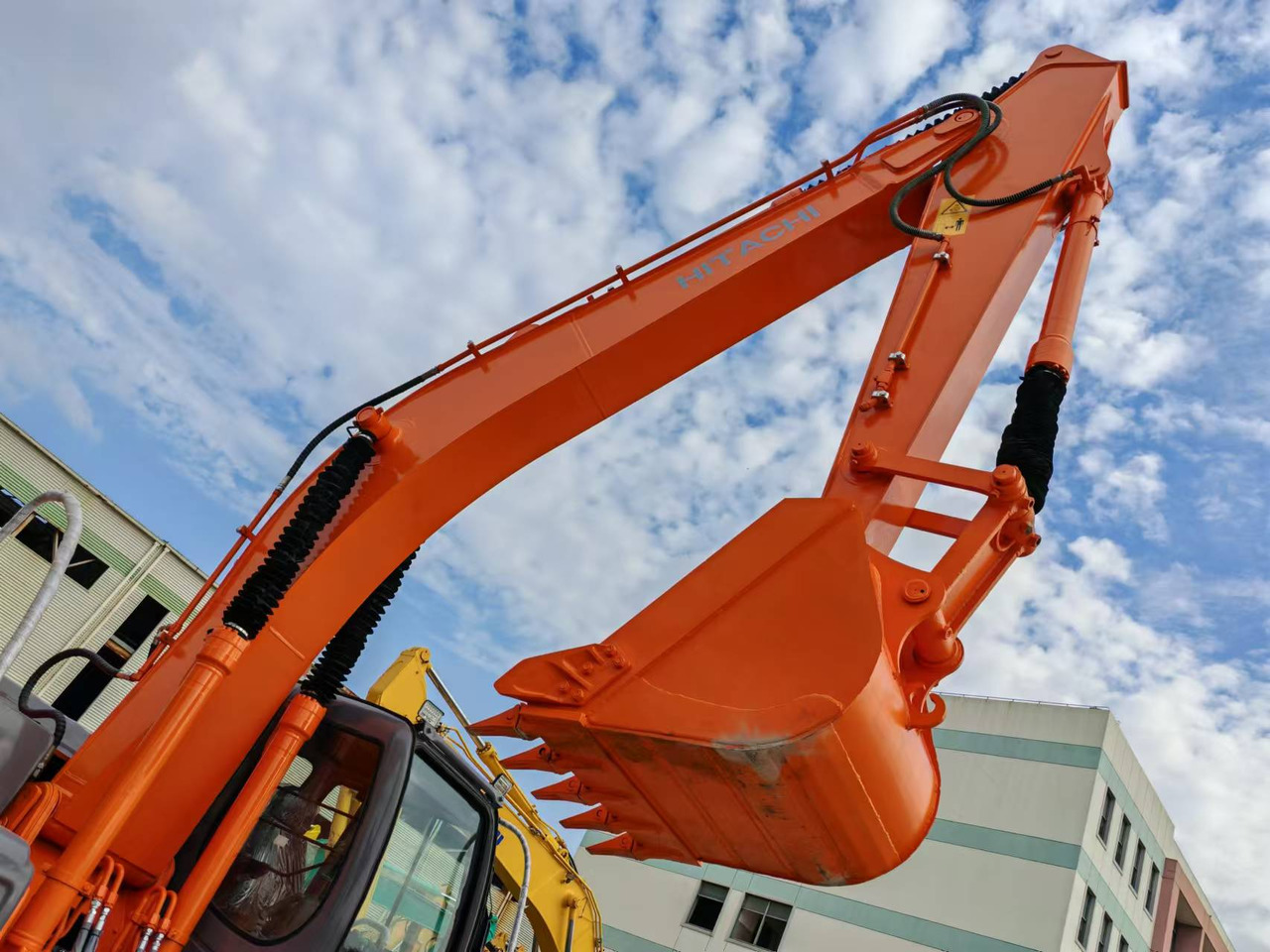 HITACHI ZX200 - حفار زاحف: صورة 5 HITACHI ZX200 - حفار زاحف: صورة 5