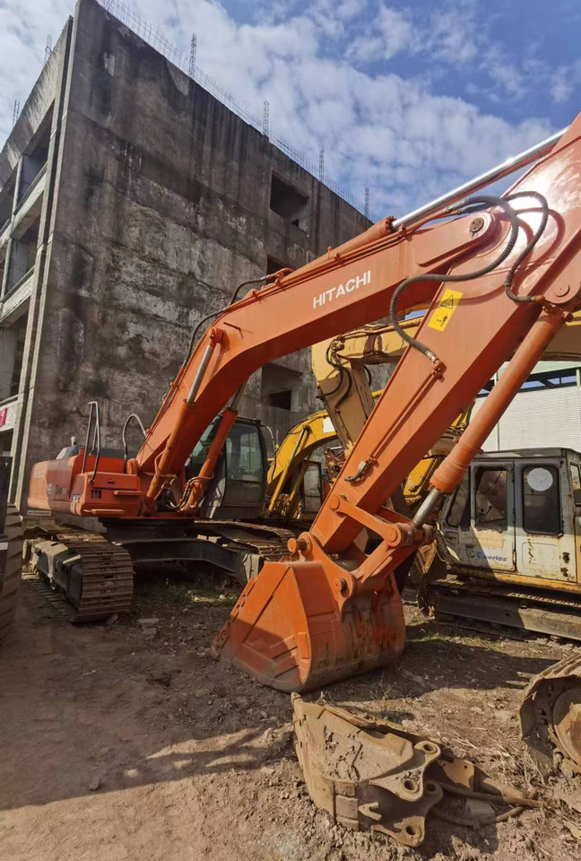 HITACHI ZX330 - حفار زاحف: صورة 1 HITACHI ZX330 - حفار زاحف: صورة 1