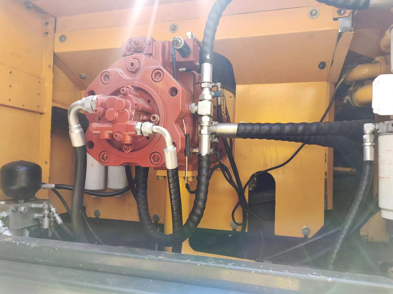 HYUNDAI R385LC-9T R305 R220 - حفار زاحف: صورة 5 HYUNDAI R385LC-9T R305 R220 - حفار زاحف: صورة 5