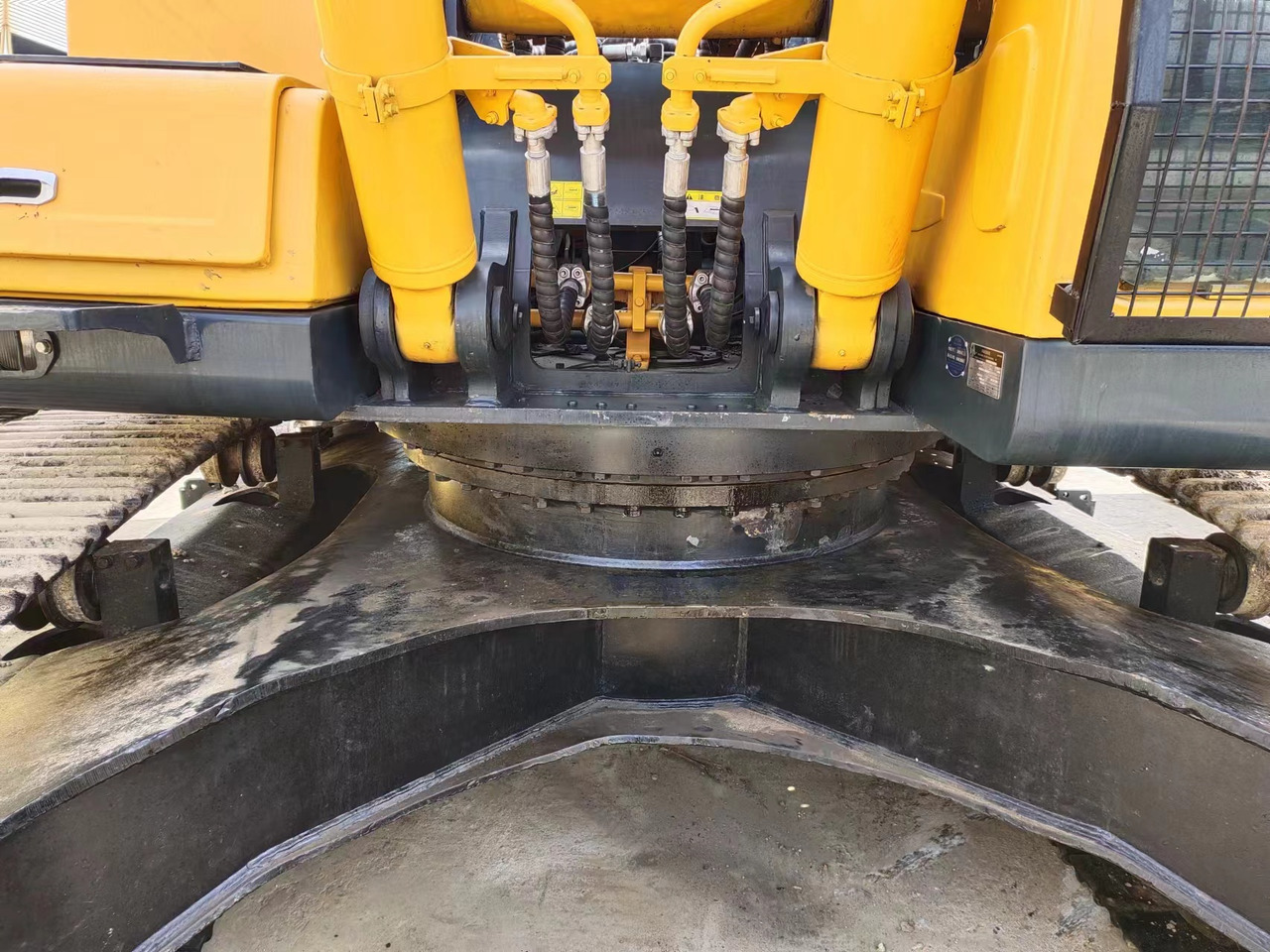 HYUNDAI R385LC-9T R305 R220 - حفار زاحف: صورة 3 HYUNDAI R385LC-9T R305 R220 - حفار زاحف: صورة 3