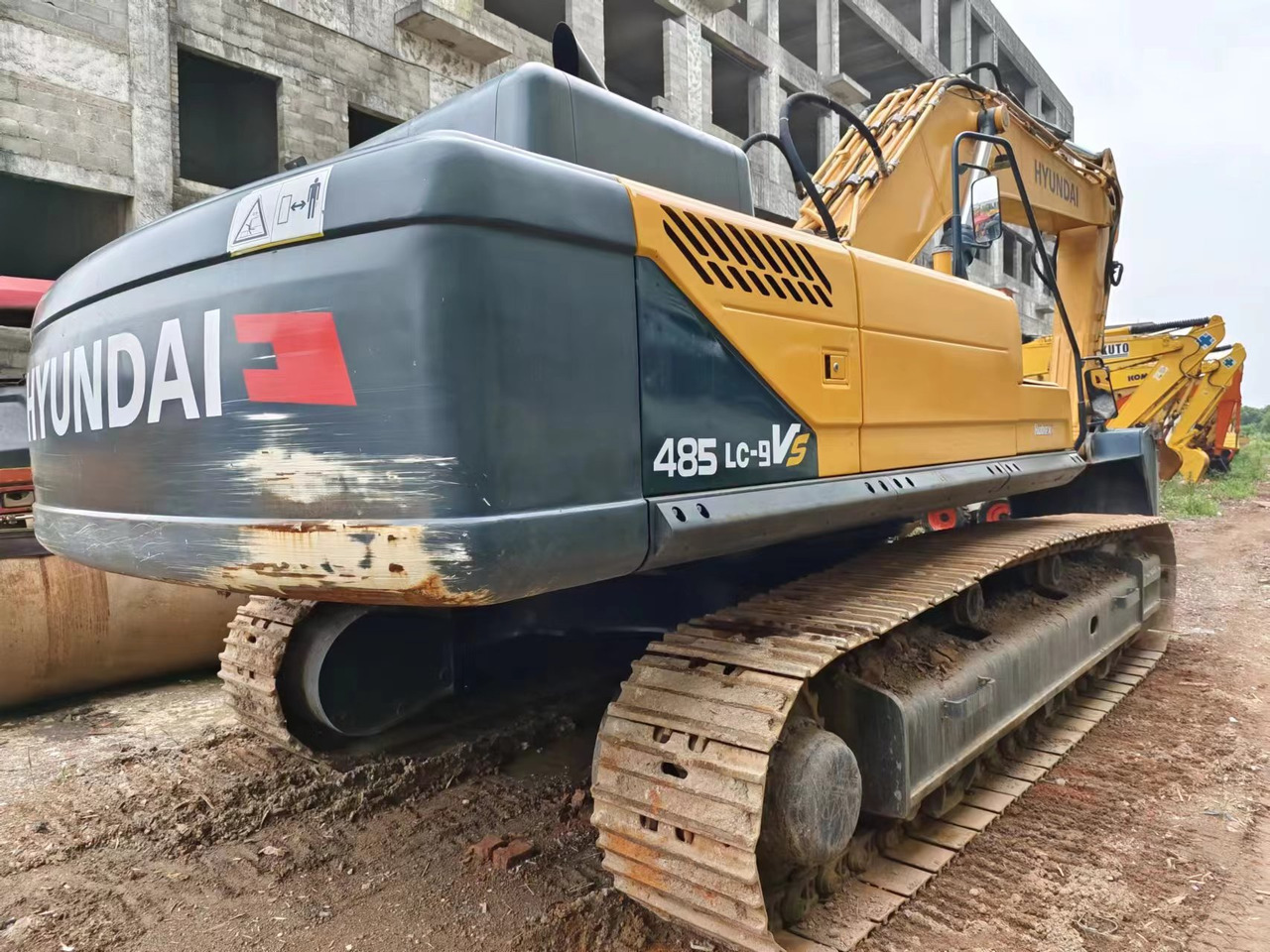 HYUNDAI R485LC9VS R485 - حفار زاحف: صورة 1 HYUNDAI R485LC9VS R485 - حفار زاحف: صورة 1