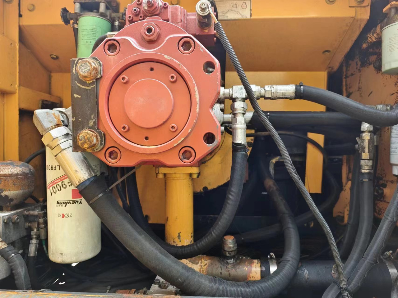 HYUNDAI R485LC9VS R485 - حفار زاحف: صورة 5 HYUNDAI R485LC9VS R485 - حفار زاحف: صورة 5