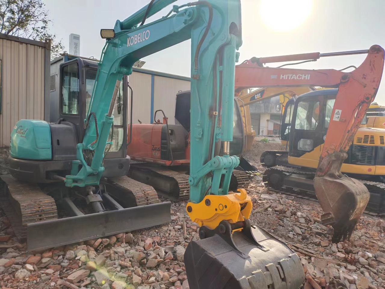 KOBELCO SK55SR - حفار صغير: صورة 2 KOBELCO SK55SR - حفار صغير: صورة 2