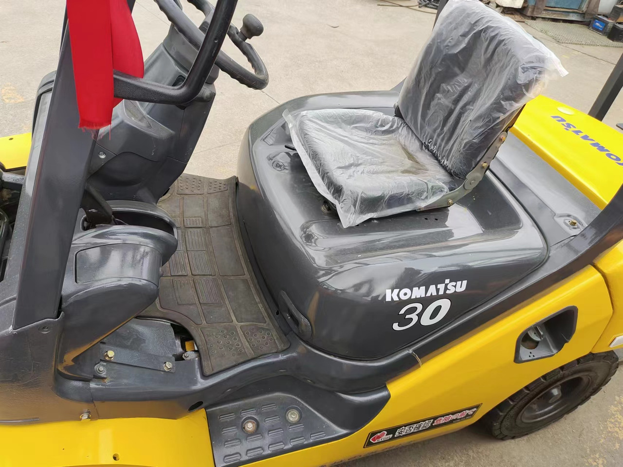 KOMATSU FD30 - رافعة شوكية ديزل: صورة 2 KOMATSU FD30 - رافعة شوكية ديزل: صورة 2