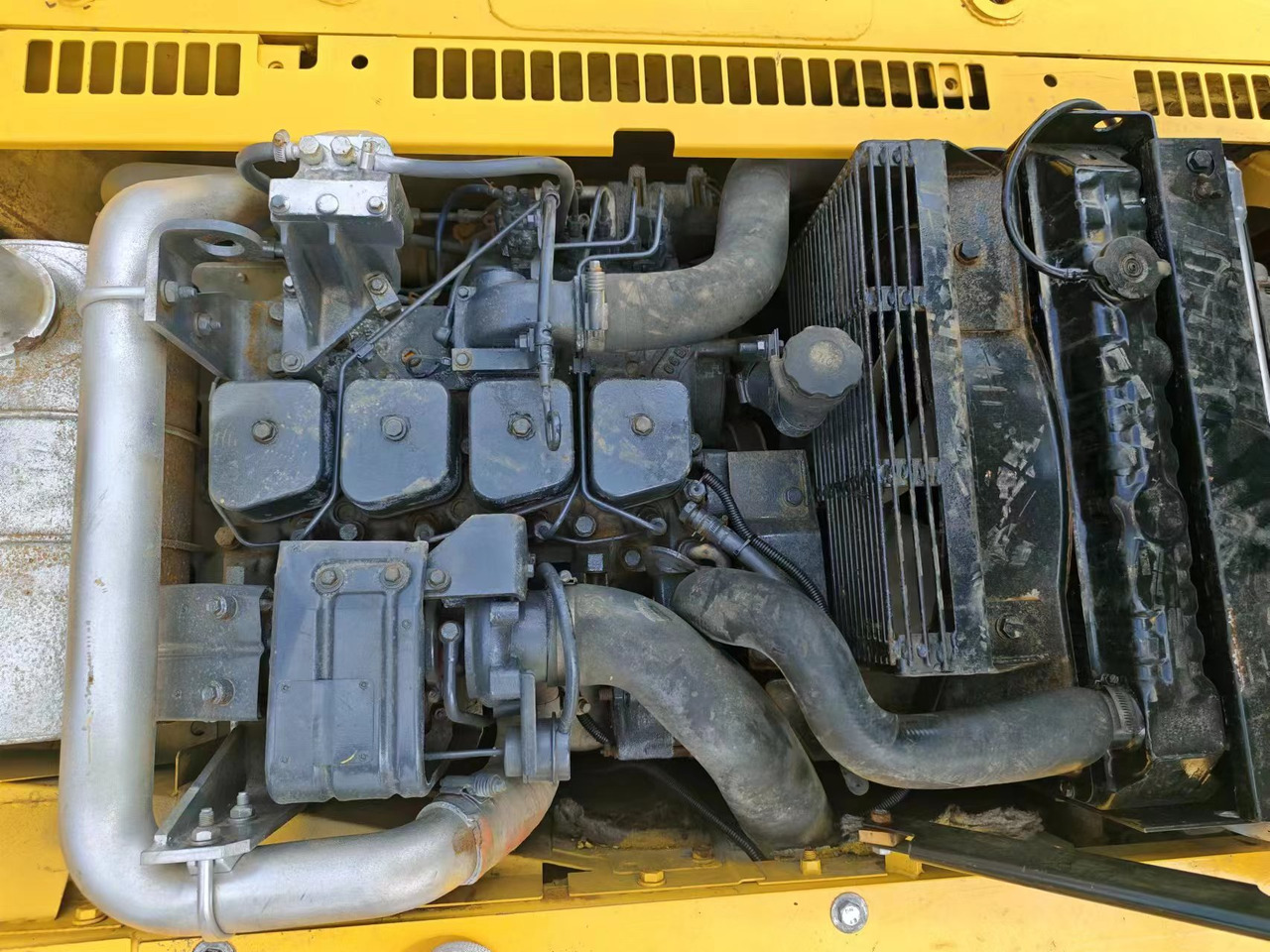 KOMATSU PC120-6 - حفار زاحف: صورة 5 KOMATSU PC120-6 - حفار زاحف: صورة 5
