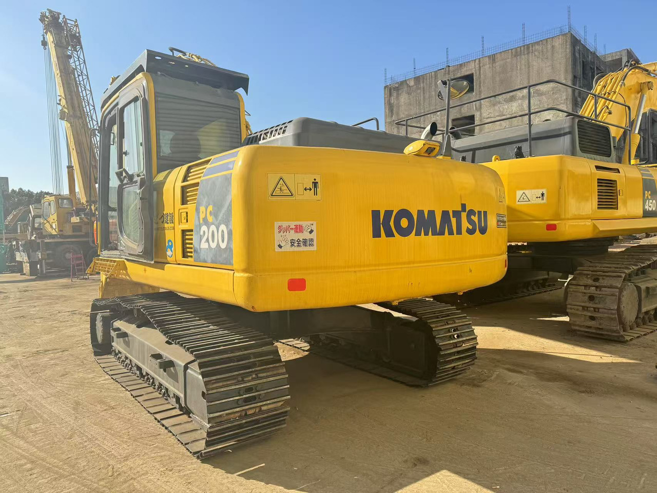 KOMATSU PC200-8 - حفار زاحف: صورة 4 KOMATSU PC200-8 - حفار زاحف: صورة 4
