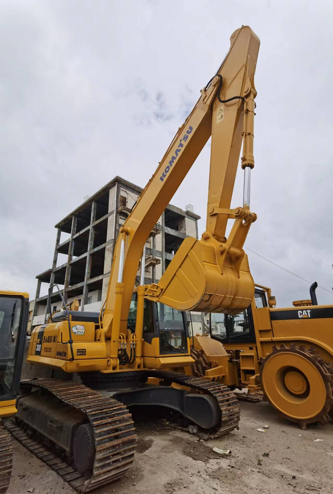 KOMATSU PC300-7 - حفار زاحف: صورة 3 KOMATSU PC300-7 - حفار زاحف: صورة 3
