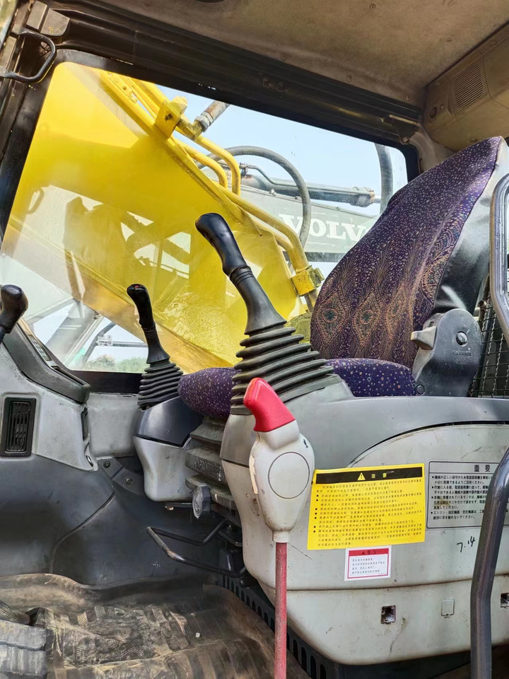 KOMATSU PC400-7 - حفار زاحف: صورة 4 KOMATSU PC400-7 - حفار زاحف: صورة 4