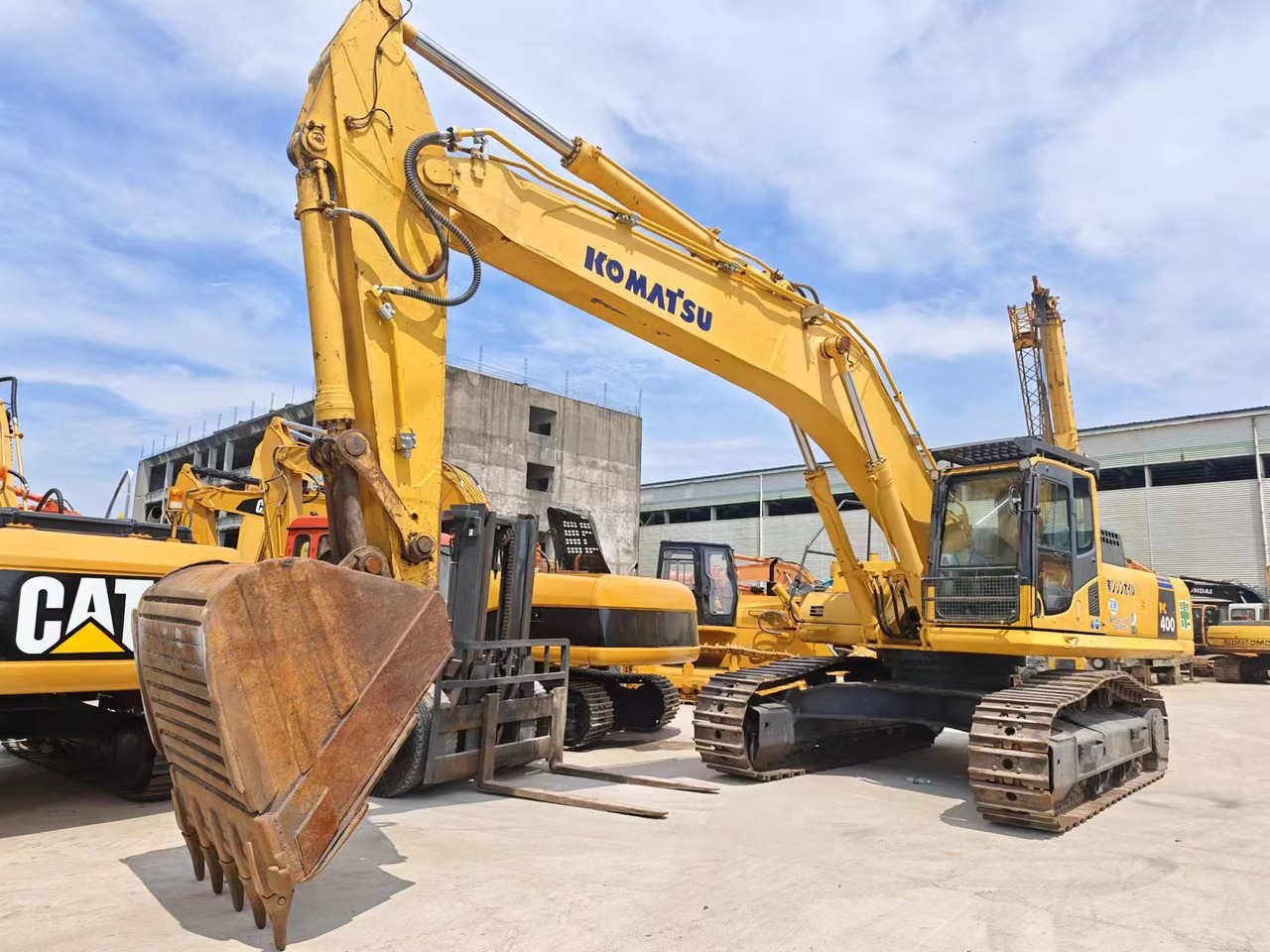 KOMATSU PC400-8R - حفار زاحف: صورة 5 KOMATSU PC400-8R - حفار زاحف: صورة 5