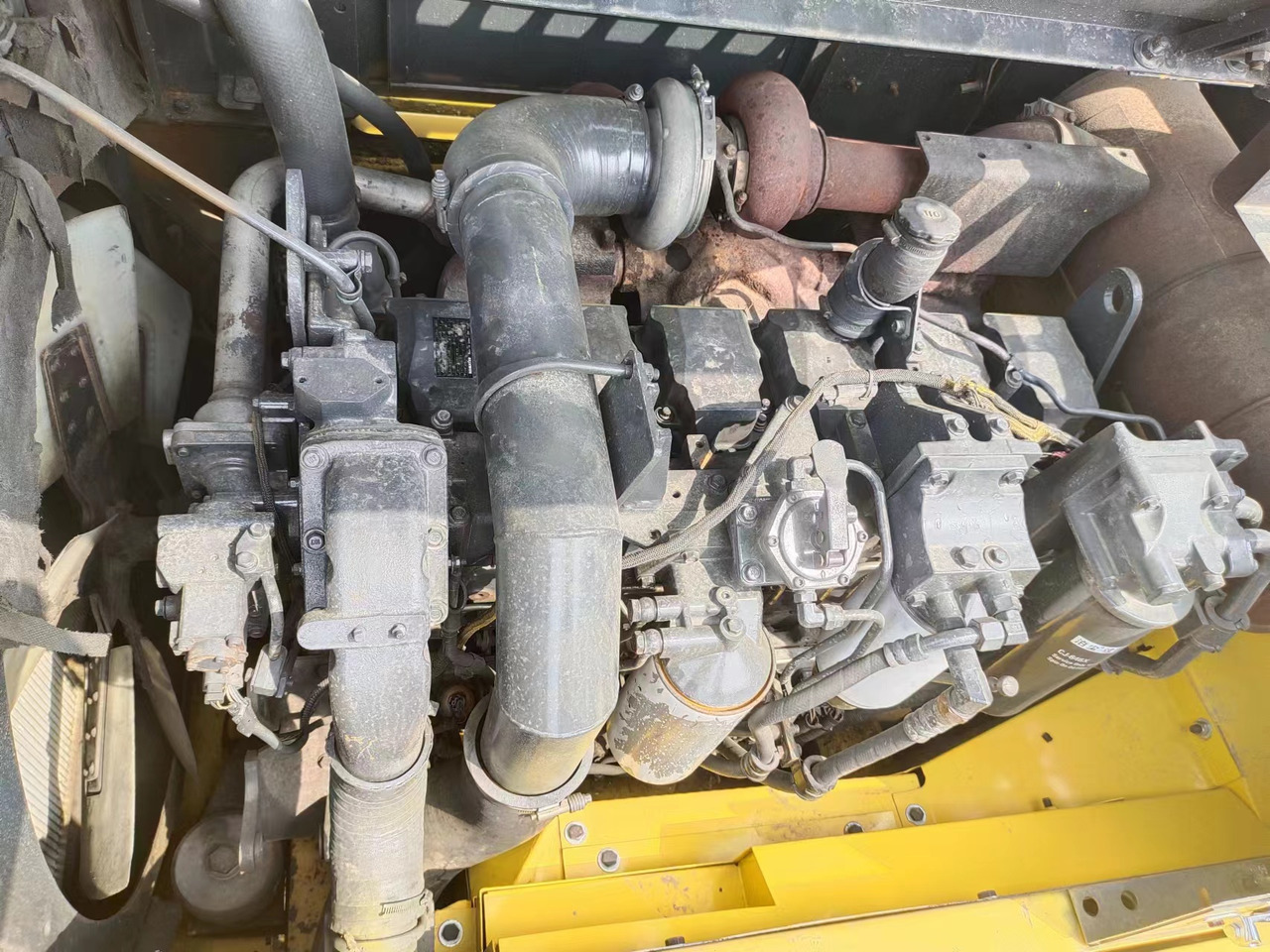 KOMATSU PC400-8R - حفار زاحف: صورة 4 KOMATSU PC400-8R - حفار زاحف: صورة 4