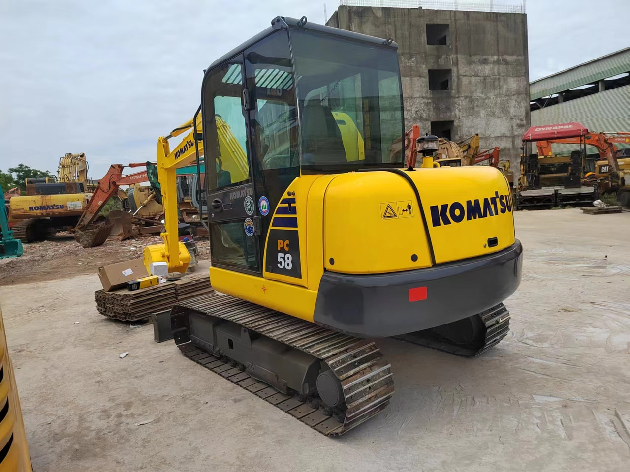 KOMATSU PC58 PC55 PC60 - حفار صغير: صورة 3 KOMATSU PC58 PC55 PC60 - حفار صغير: صورة 3