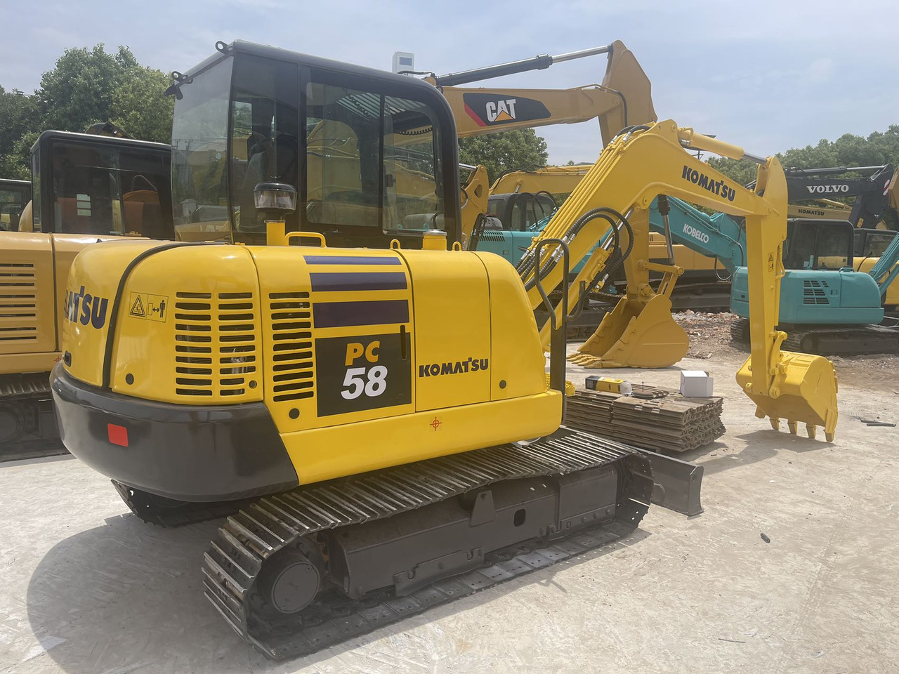 KOMATSU PC58 - حفار صغير: صورة 1 KOMATSU PC58 - حفار صغير: صورة 1
