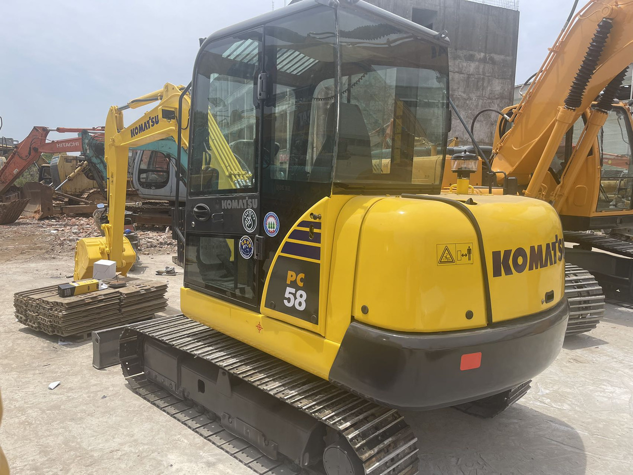 KOMATSU PC58 - حفار صغير: صورة 3 KOMATSU PC58 - حفار صغير: صورة 3