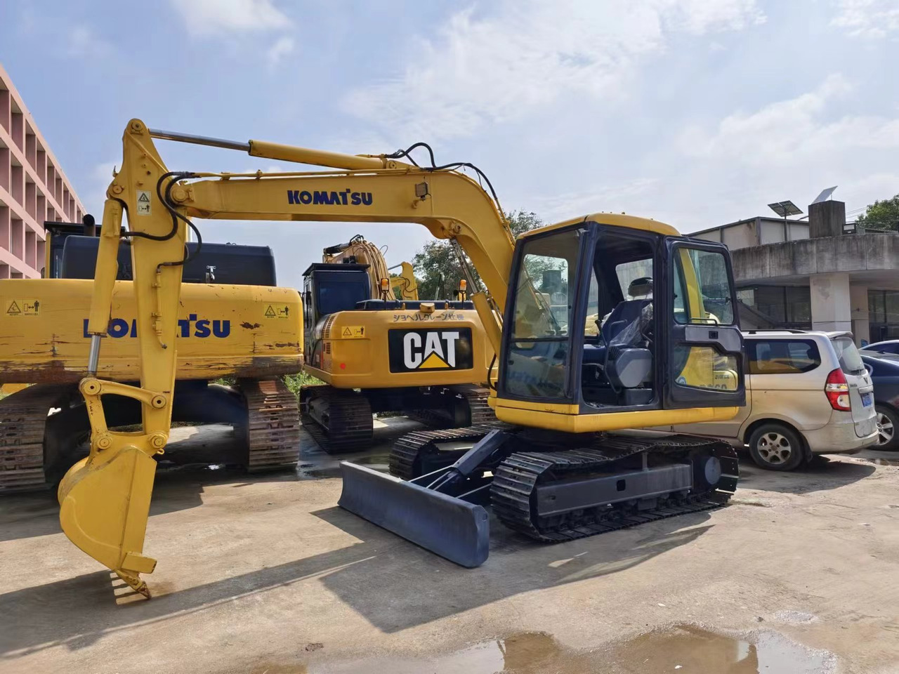KOMATSU PC60-7 PC56 PC60 - حفار صغير: صورة 1 KOMATSU PC60-7 PC56 PC60 - حفار صغير: صورة 1