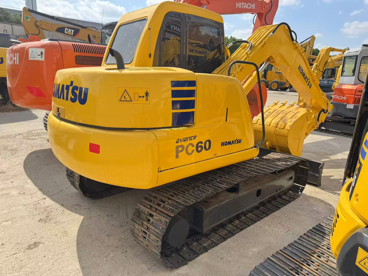 KOMATSU PC60-7 - حفار صغير: صورة 2 KOMATSU PC60-7 - حفار صغير: صورة 2