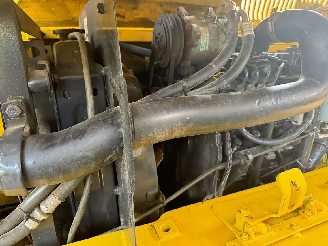 KOMATSU PC60-7 - حفار صغير: صورة 4 KOMATSU PC60-7 - حفار صغير: صورة 4