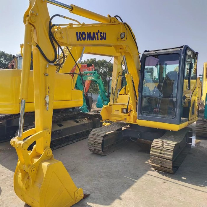 KOMATSU PC60-8 - حفار صغير: صورة 3 KOMATSU PC60-8 - حفار صغير: صورة 3