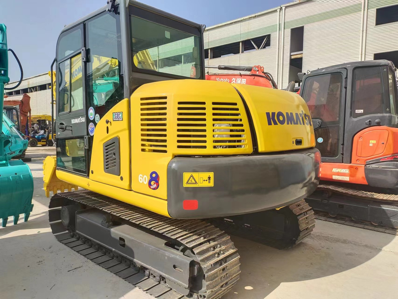 KOMATSU PC60-8 - حفار صغير: صورة 3 KOMATSU PC60-8 - حفار صغير: صورة 3