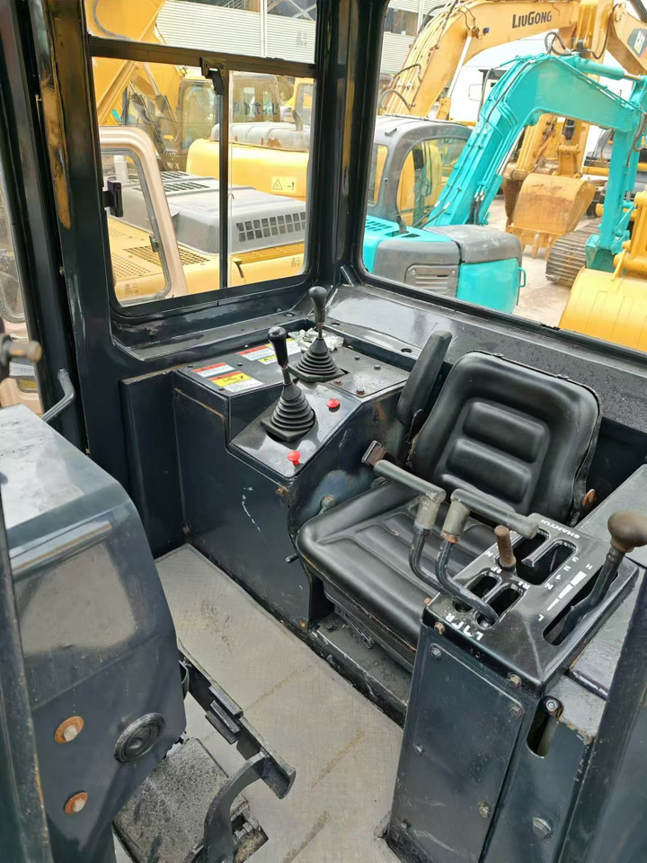 SHANTUI SD22 - بلدوزر: صورة 5 SHANTUI SD22 - بلدوزر: صورة 5