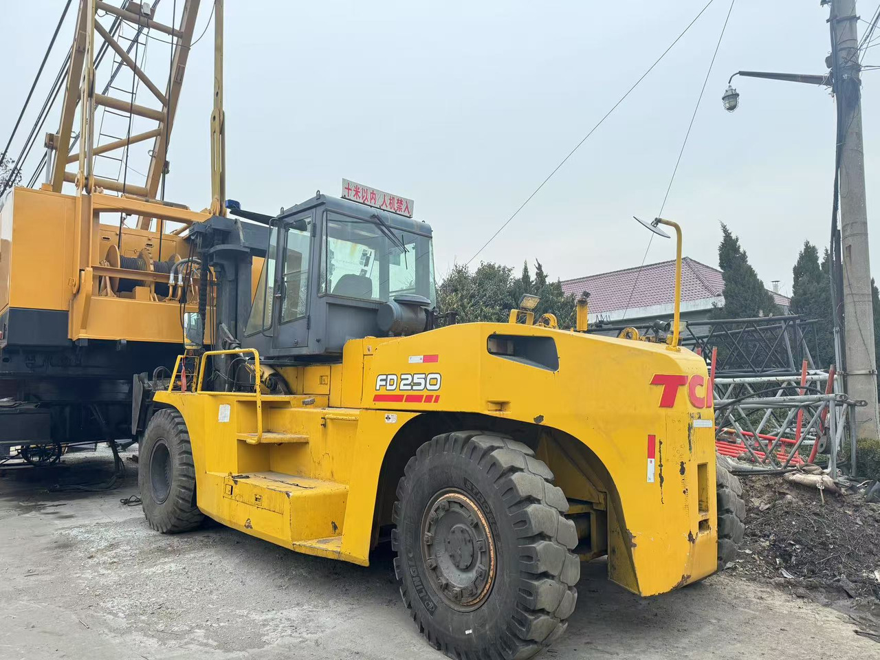 TCM FD250 - رافعة شوكية ديزل: صورة 2 TCM FD250 - رافعة شوكية ديزل: صورة 2