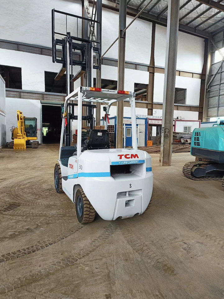 TCM FD30 - رافعة شوكية ديزل: صورة 3 TCM FD30 - رافعة شوكية ديزل: صورة 3