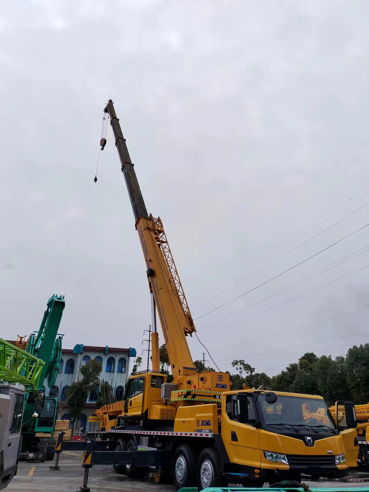 XCMG QY75KC QY75K truck crane 75tons - موبايل كرين: صورة 4 XCMG QY75KC QY75K truck crane 75tons - موبايل كرين: صورة 4