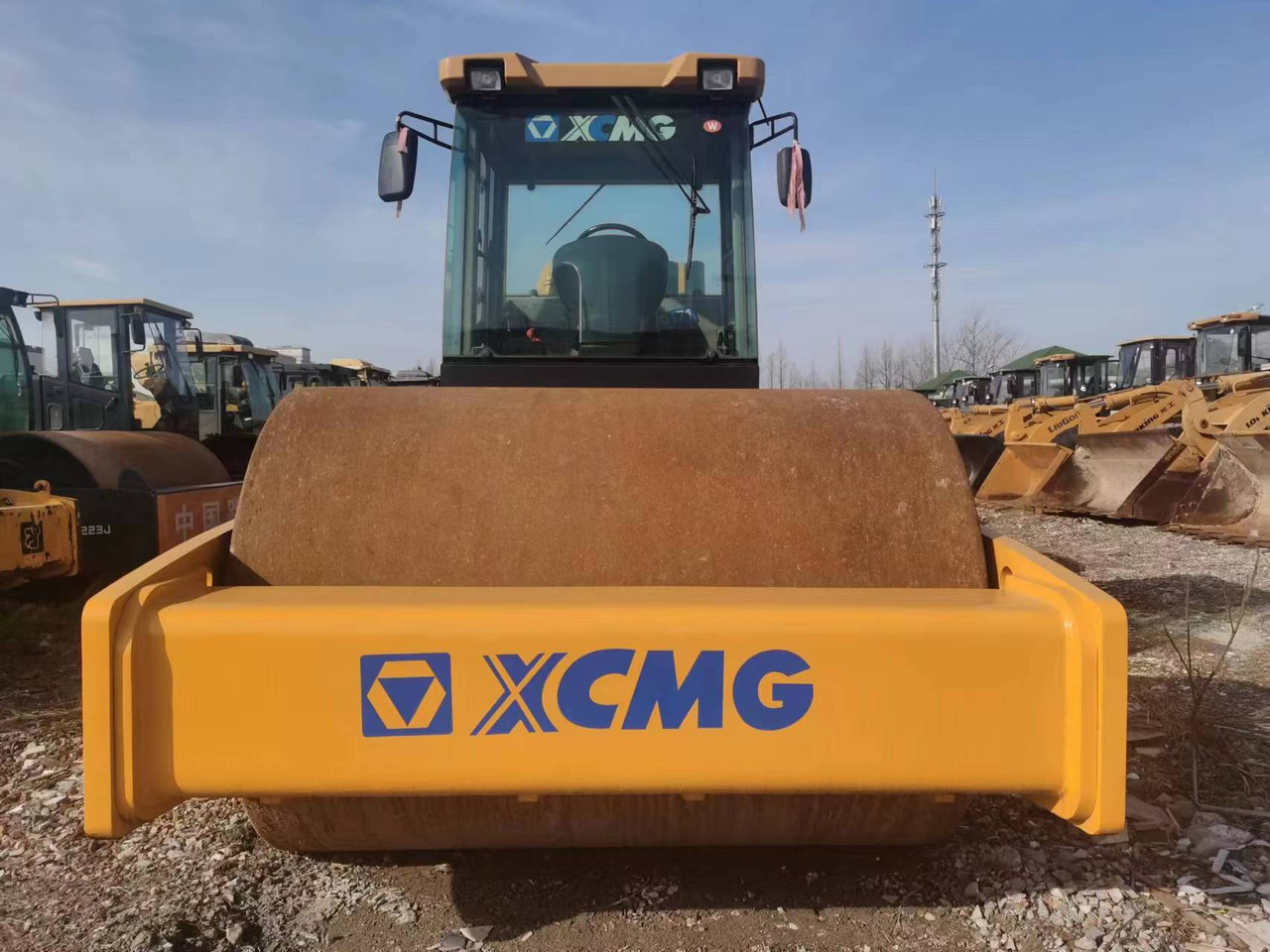 XCMG XS263J - ضاغطة التربة: صورة 2 XCMG XS263J - ضاغطة التربة: صورة 2