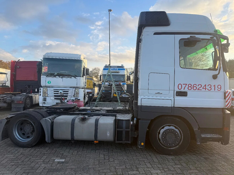 Mercedes-Benz Actros 1844 Tractor unit - رأس تريلا: صورة 4 Mercedes-Benz Actros 1844 Tractor unit - رأس تريلا: صورة 4