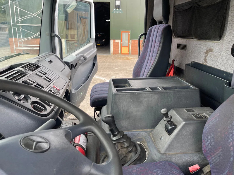 شاحنة صندوقية Mercedes-Benz Atego 1017 Box Truck: صورة 11