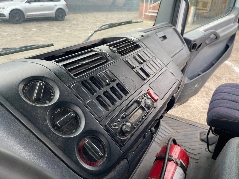 شاحنة صندوقية Mercedes-Benz Atego 1017 Box Truck: صورة 15