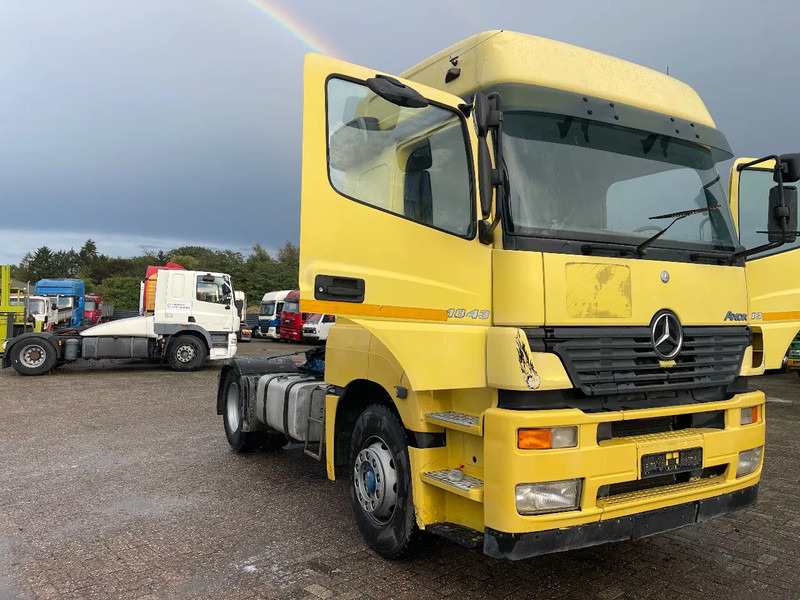 Mercedes-Benz Axor 1843 Tractor unit - رأس تريلا: صورة 1 Mercedes-Benz Axor 1843 Tractor unit - رأس تريلا: صورة 1