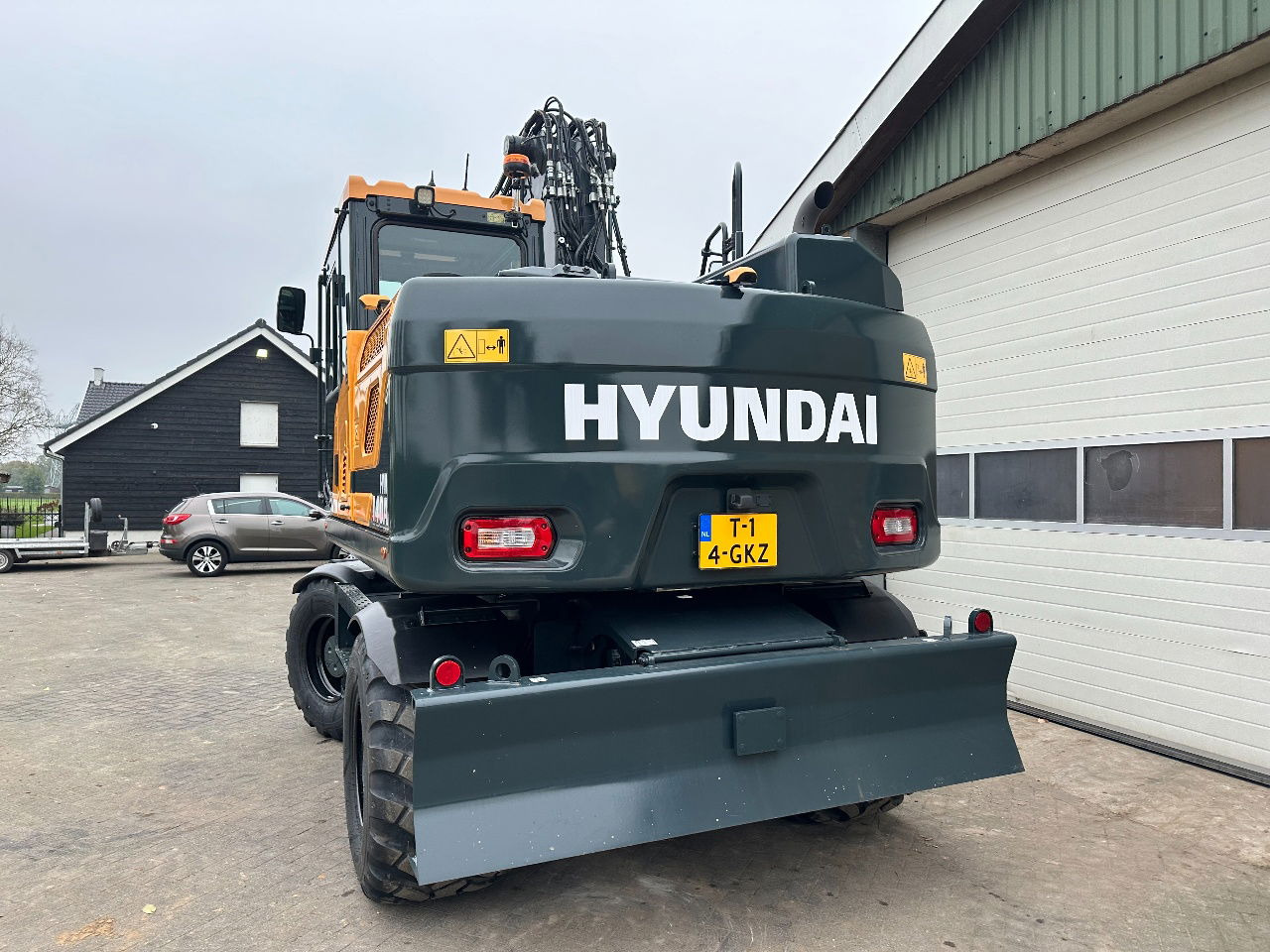 Hyundai HW140A - حفار ذو عجلات: صورة 5 Hyundai HW140A - حفار ذو عجلات: صورة 5