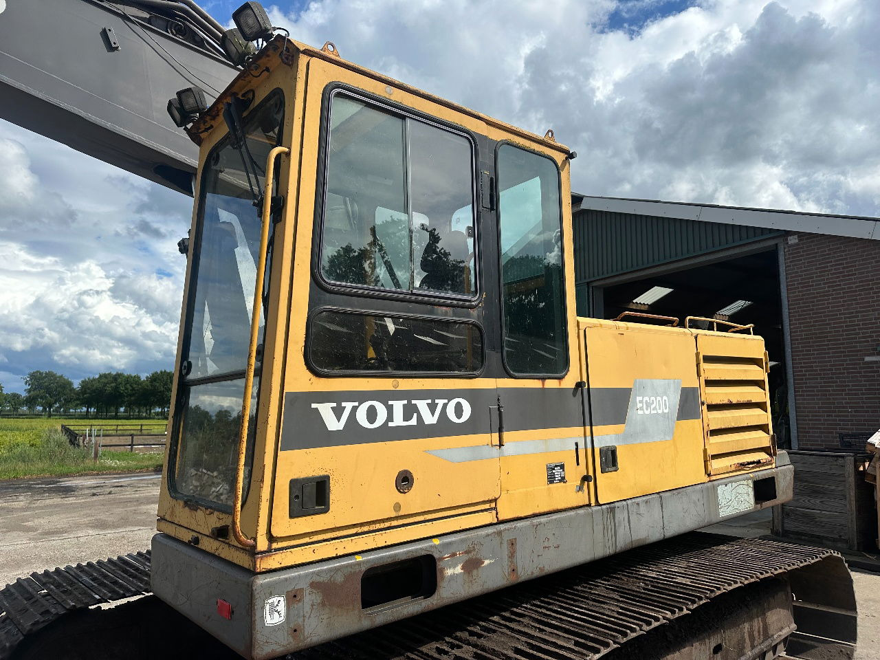 Volvo EC200 - حفار زاحف: صورة 2 Volvo EC200 - حفار زاحف: صورة 2