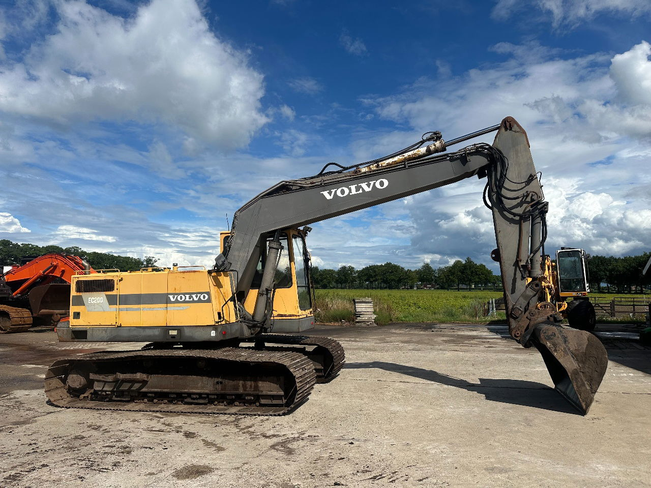 Volvo EC200 - حفار زاحف: صورة 4 Volvo EC200 - حفار زاحف: صورة 4