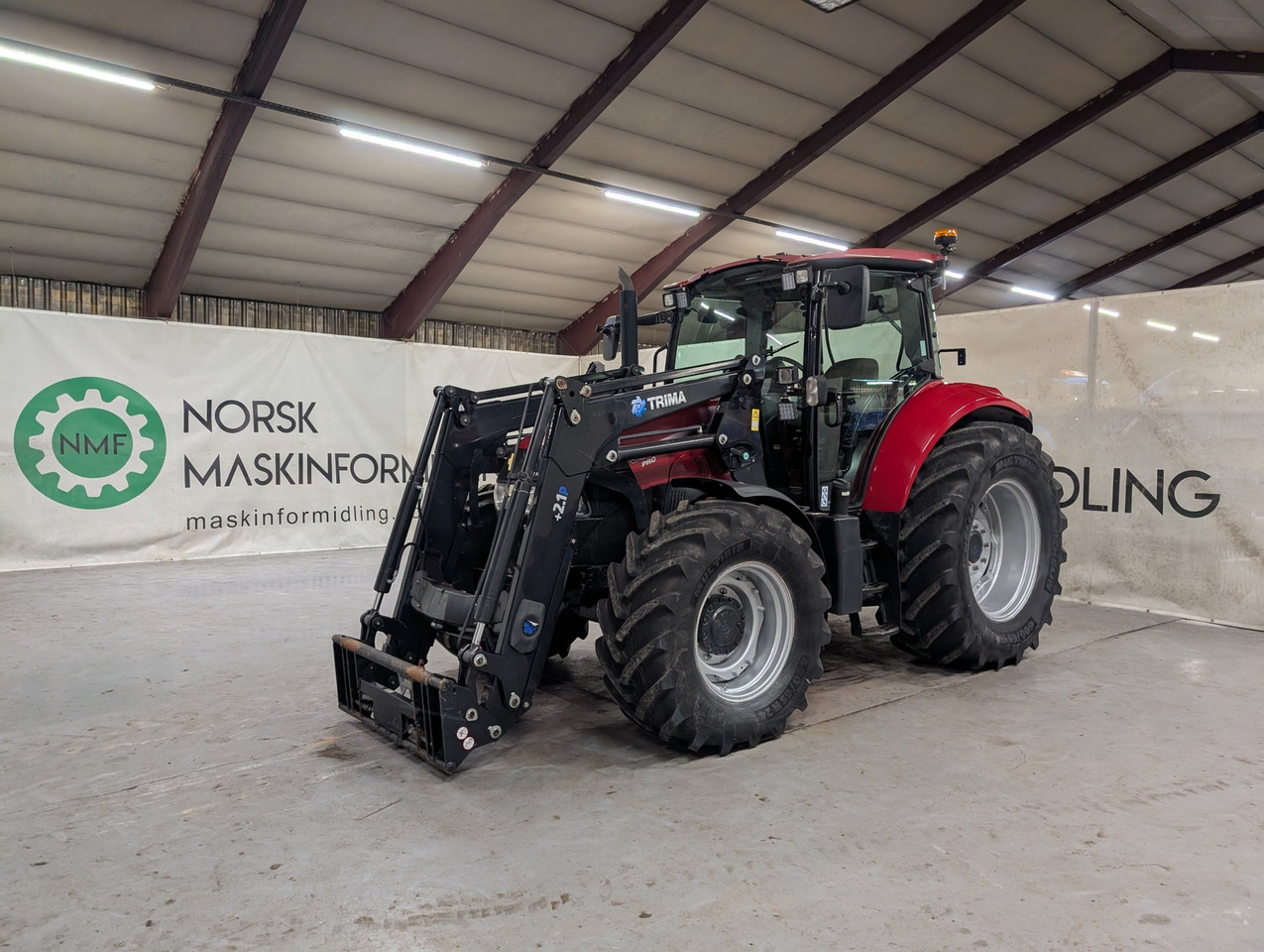 CASE IH Farmall 95U PRO #Står i Tromsø - جرار: صورة 1 CASE IH Farmall 95U PRO #Står i Tromsø - جرار: صورة 1
