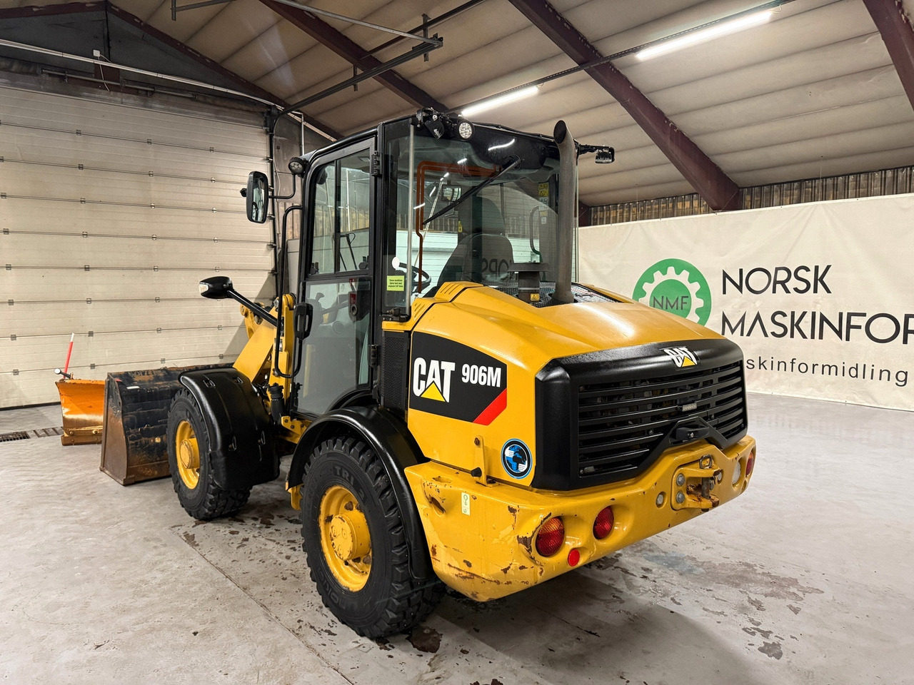 Cat 906M High Flow, 40 km/t med skuff og plog # TIL LEIE# - اللودر بعجل: صورة 3 Cat 906M High Flow, 40 km/t med skuff og plog # TIL LEIE# - اللودر بعجل: صورة 3