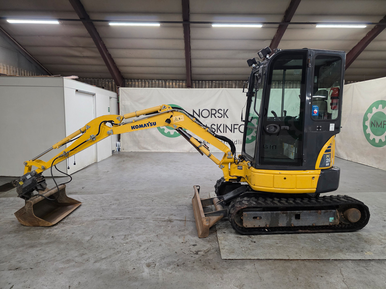 Komatsu PC26MR-3 - حفار صغير: صورة 2 Komatsu PC26MR-3 - حفار صغير: صورة 2