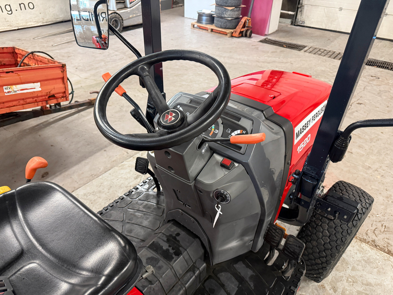 Massey Ferguson 1520 #MVA FRI# - جرار: صورة 5 Massey Ferguson 1520 #MVA FRI# - جرار: صورة 5