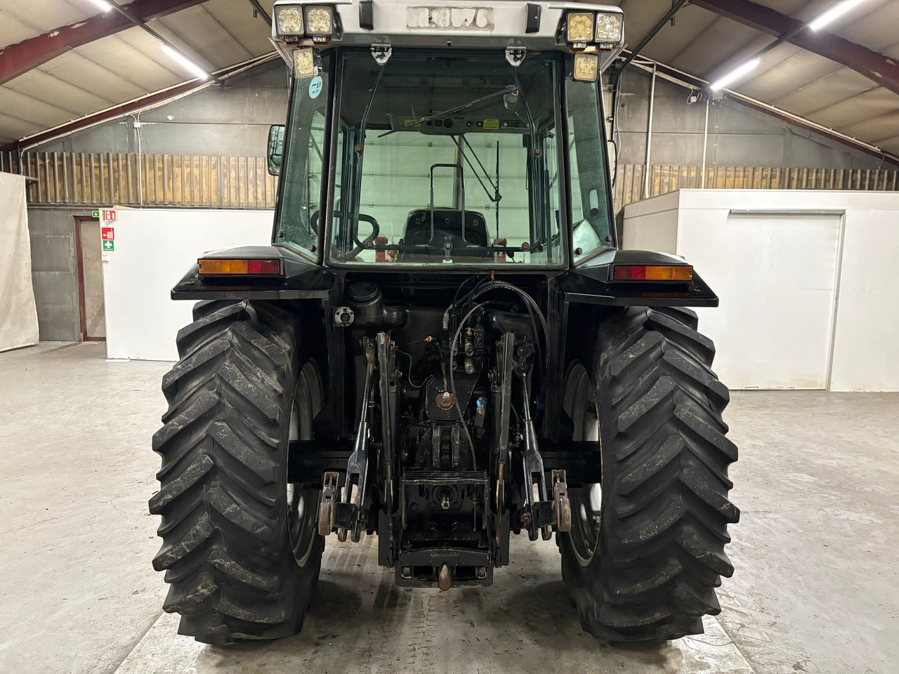 Massey Ferguson 3050 - جرار: صورة 4 Massey Ferguson 3050 - جرار: صورة 4