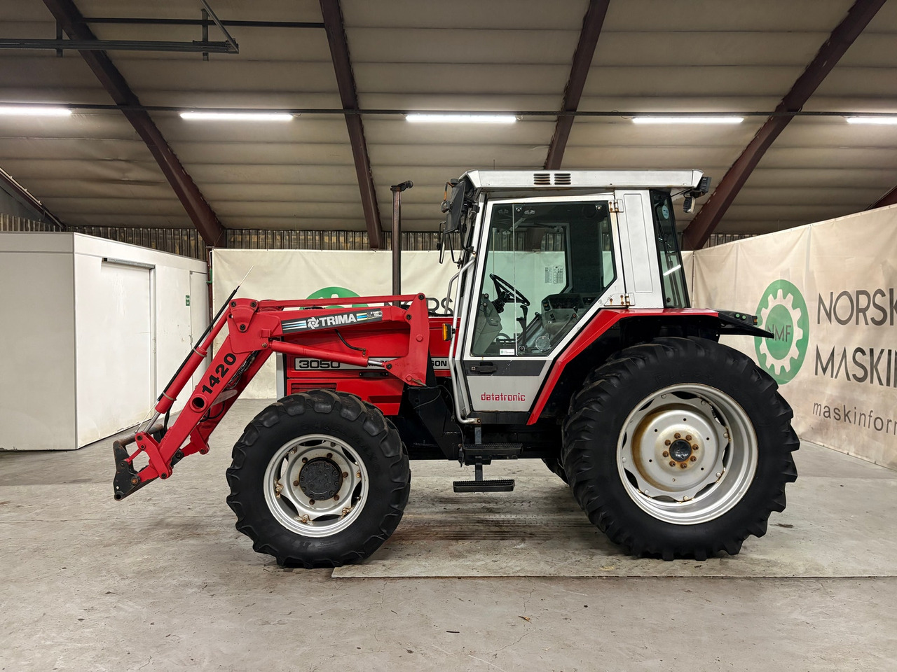 Massey Ferguson 3050 - جرار: صورة 2 Massey Ferguson 3050 - جرار: صورة 2