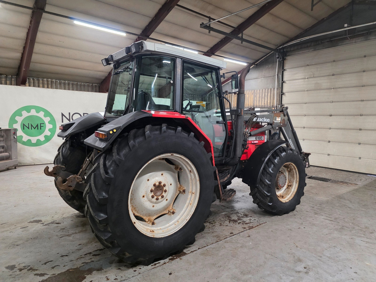 Massey Ferguson 6180 - جرار: صورة 5 Massey Ferguson 6180 - جرار: صورة 5
