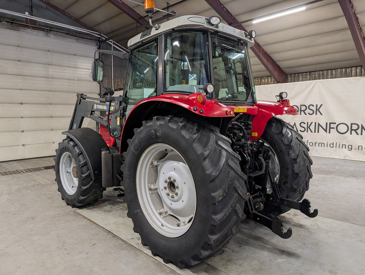 Massey Ferguson 6470 Dyna 6 - جرار: صورة 3 Massey Ferguson 6470 Dyna 6 - جرار: صورة 3