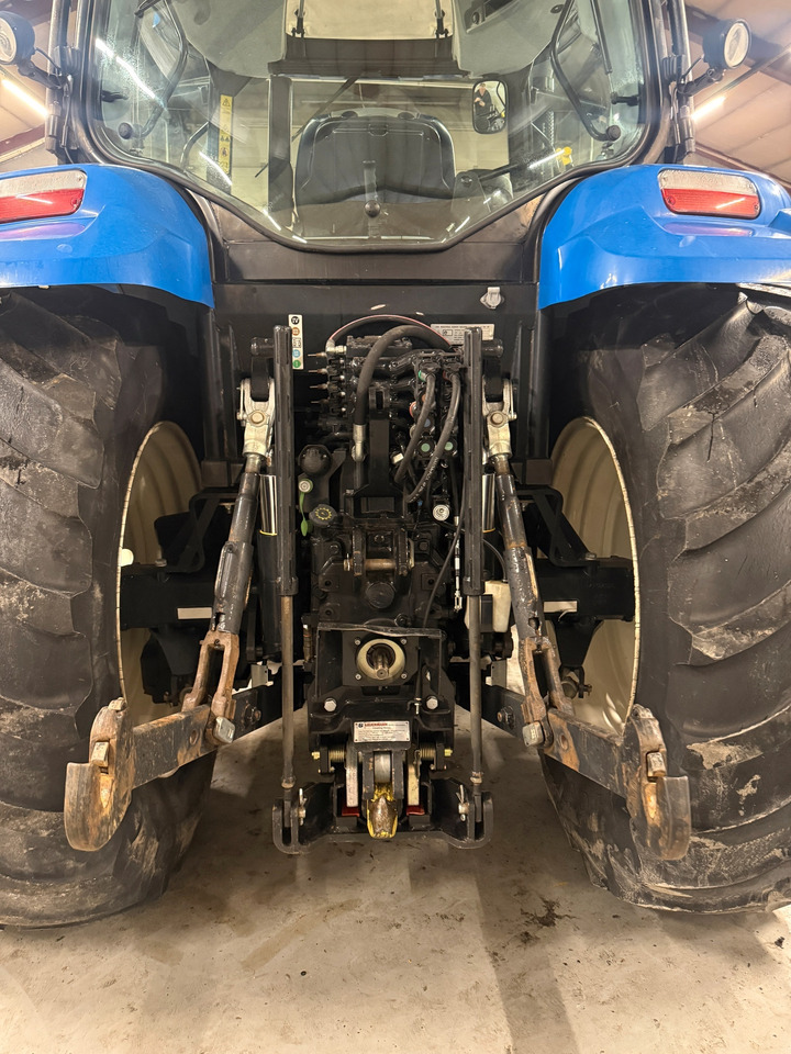 New Holland T6.140 EC - جرار: صورة 4 New Holland T6.140 EC - جرار: صورة 4