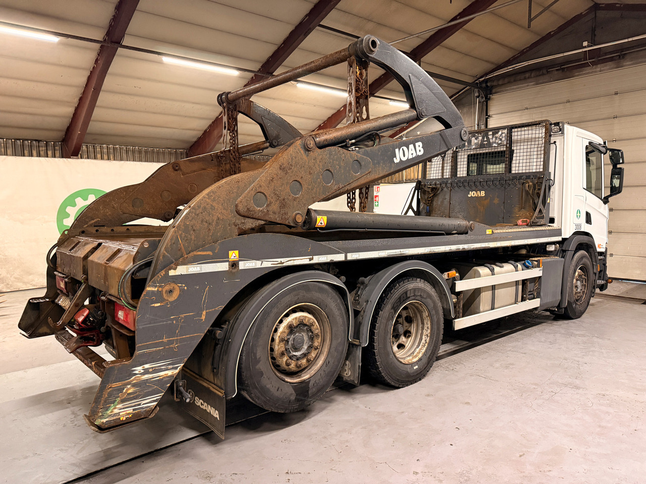 Scania P410 - شاحنة لودر انزلاقي: صورة 4 Scania P410 - شاحنة لودر انزلاقي: صورة 4
