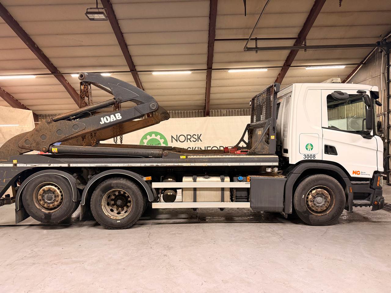Scania P410 - شاحنة لودر انزلاقي: صورة 5 Scania P410 - شاحنة لودر انزلاقي: صورة 5