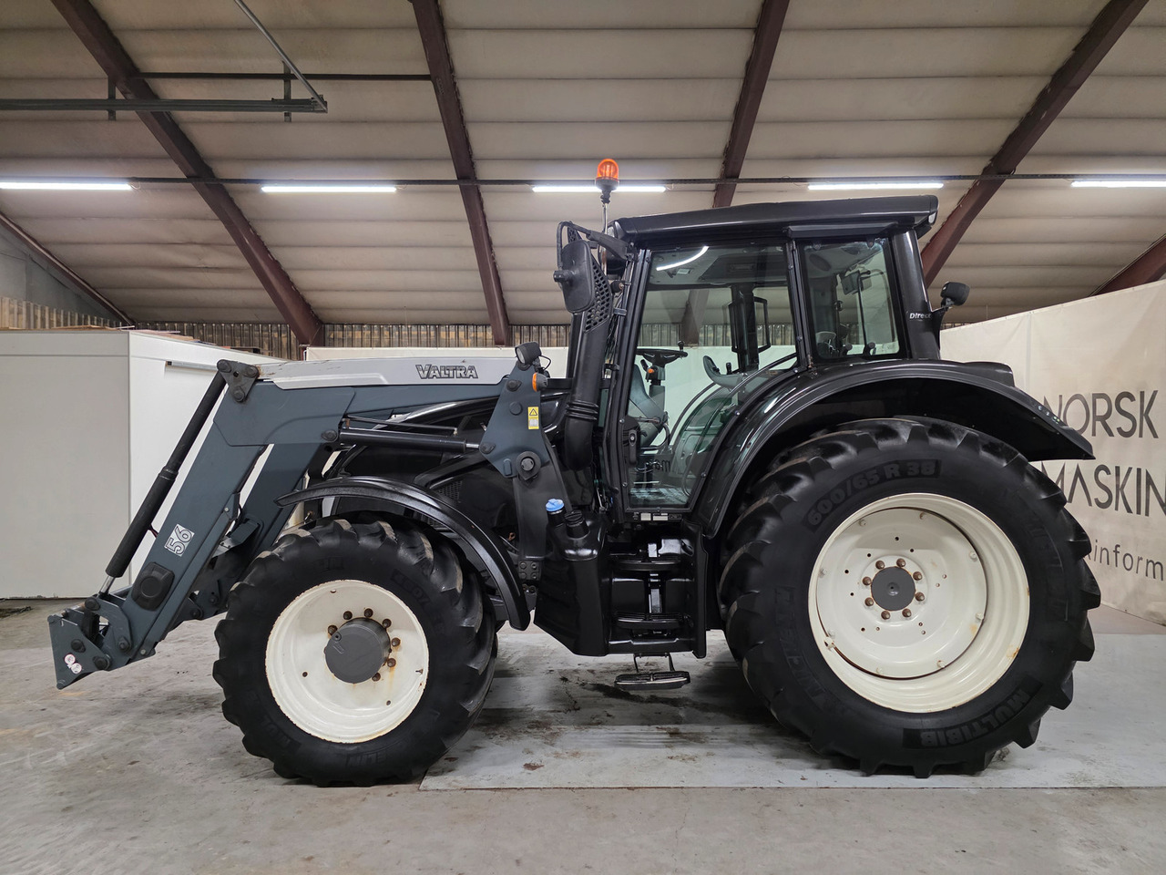 Valtra N163 Direct - جرار: صورة 2 Valtra N163 Direct - جرار: صورة 2