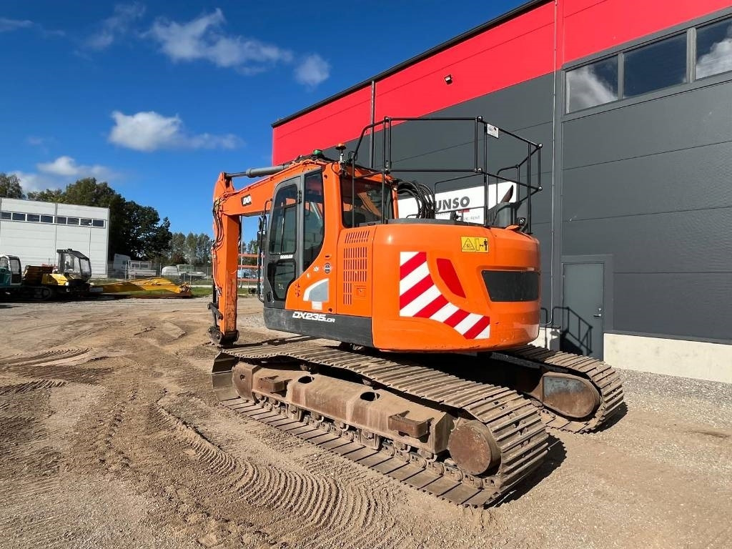 Doosan DX 235 LCR-5 - حفار زاحف: صورة 3 Doosan DX 235 LCR-5 - حفار زاحف: صورة 3