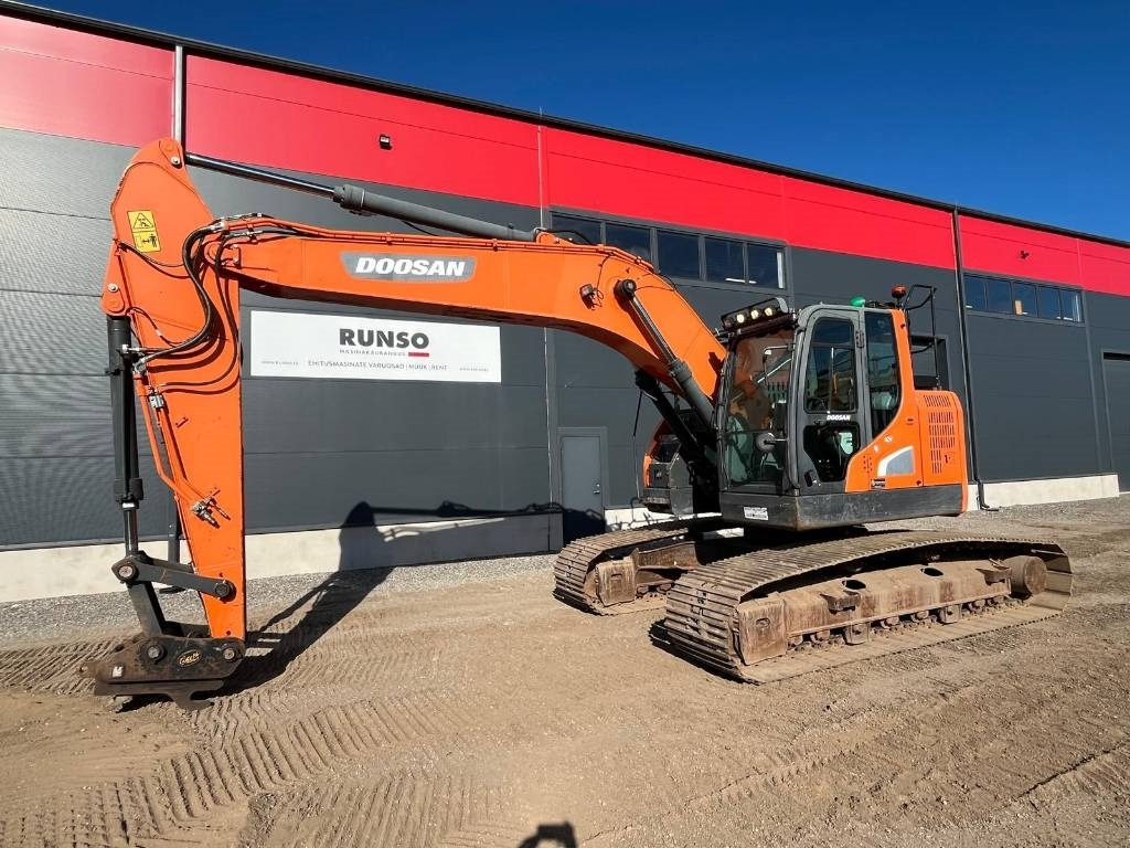 Doosan DX 235 LCR-5 - حفار زاحف: صورة 2 Doosan DX 235 LCR-5 - حفار زاحف: صورة 2